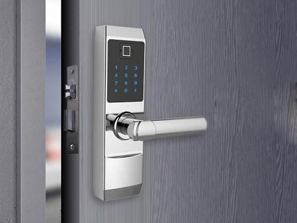 灞桥24小时上门开锁公司