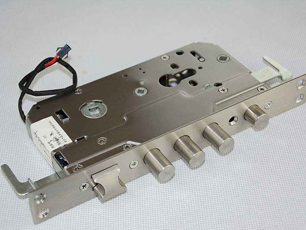 灞桥24小时上门开锁公司