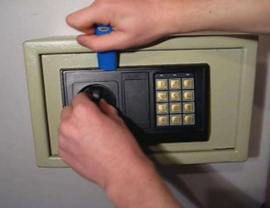 灞桥24小时上门开锁公司